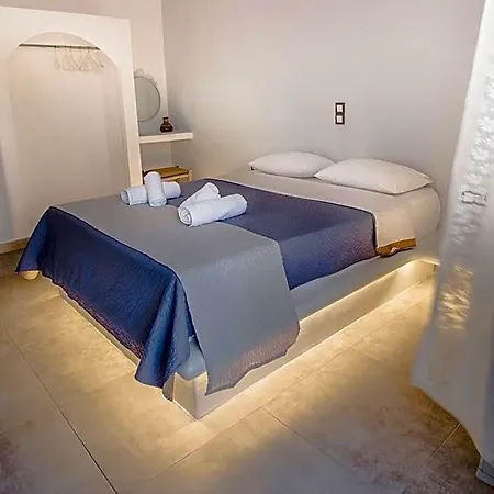 Blue Era Aparthotel Mpatsi