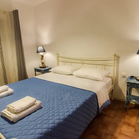 Lägenhetshotell Blue Era 4*